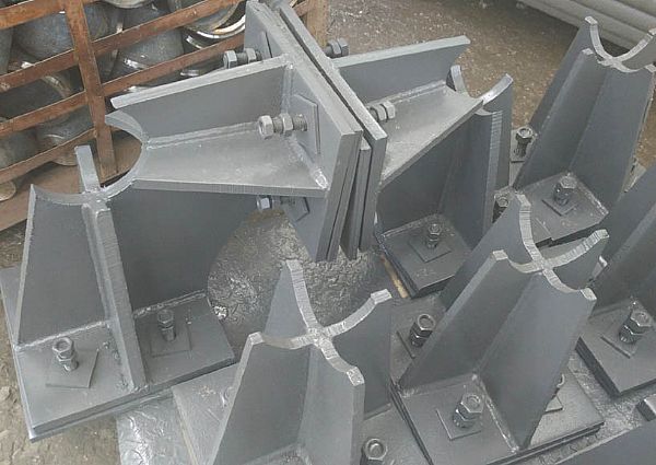 汉川煤棚网架双向支座